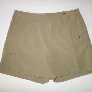 L.L. Bean Skort Women 16 Khaki Running Hike Travel